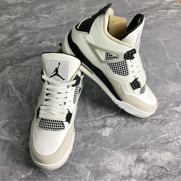 Jordan Men's White and Gray Sneakers - Picture 7 of 7